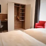 Hotel Includio 4*