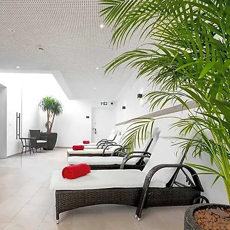Otel Includio 4*